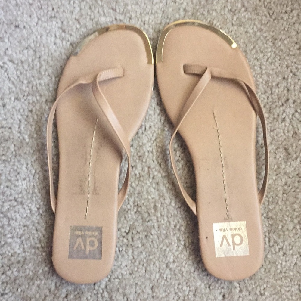 Dolce Vita nude flip flops